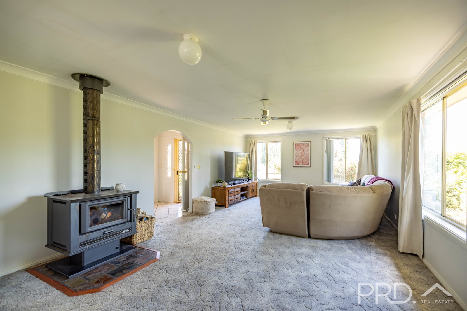 42 Lacmalac Road TUMUT 6