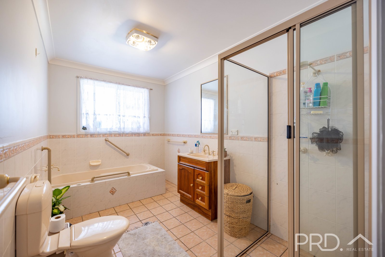 42 Lacmalac Road TUMUT 14