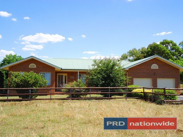 42 Lacmalac Road TUMUT 15