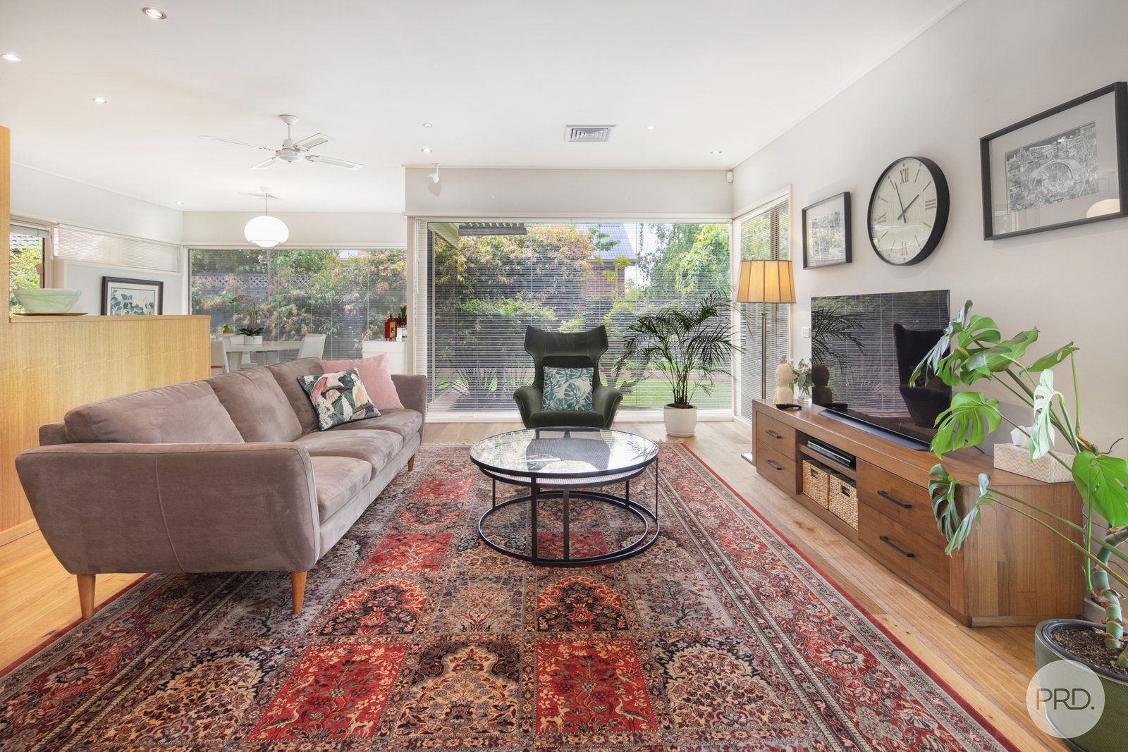 42 Lake Gardens Avenue LAKE GARDENS 7