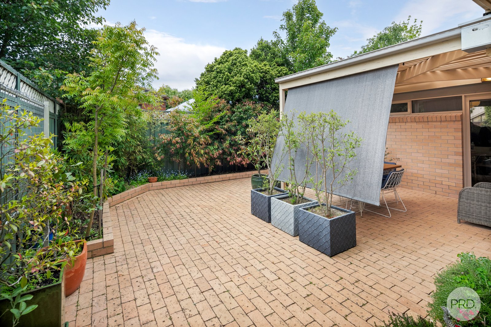 42 Lake Gardens Avenue LAKE GARDENS 18