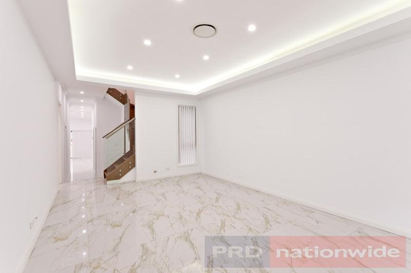 42 Lawler Street PANANIA 3