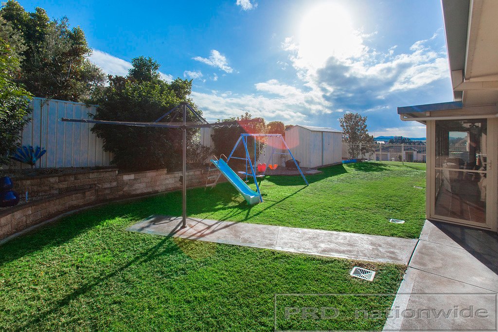 42 Lemonwood Circuit THORNTON 3