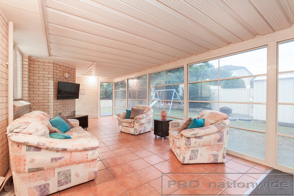 42 Lemonwood Circuit THORNTON 13