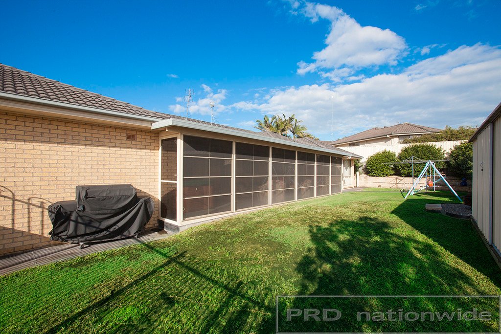 42 Lemonwood Circuit THORNTON 15