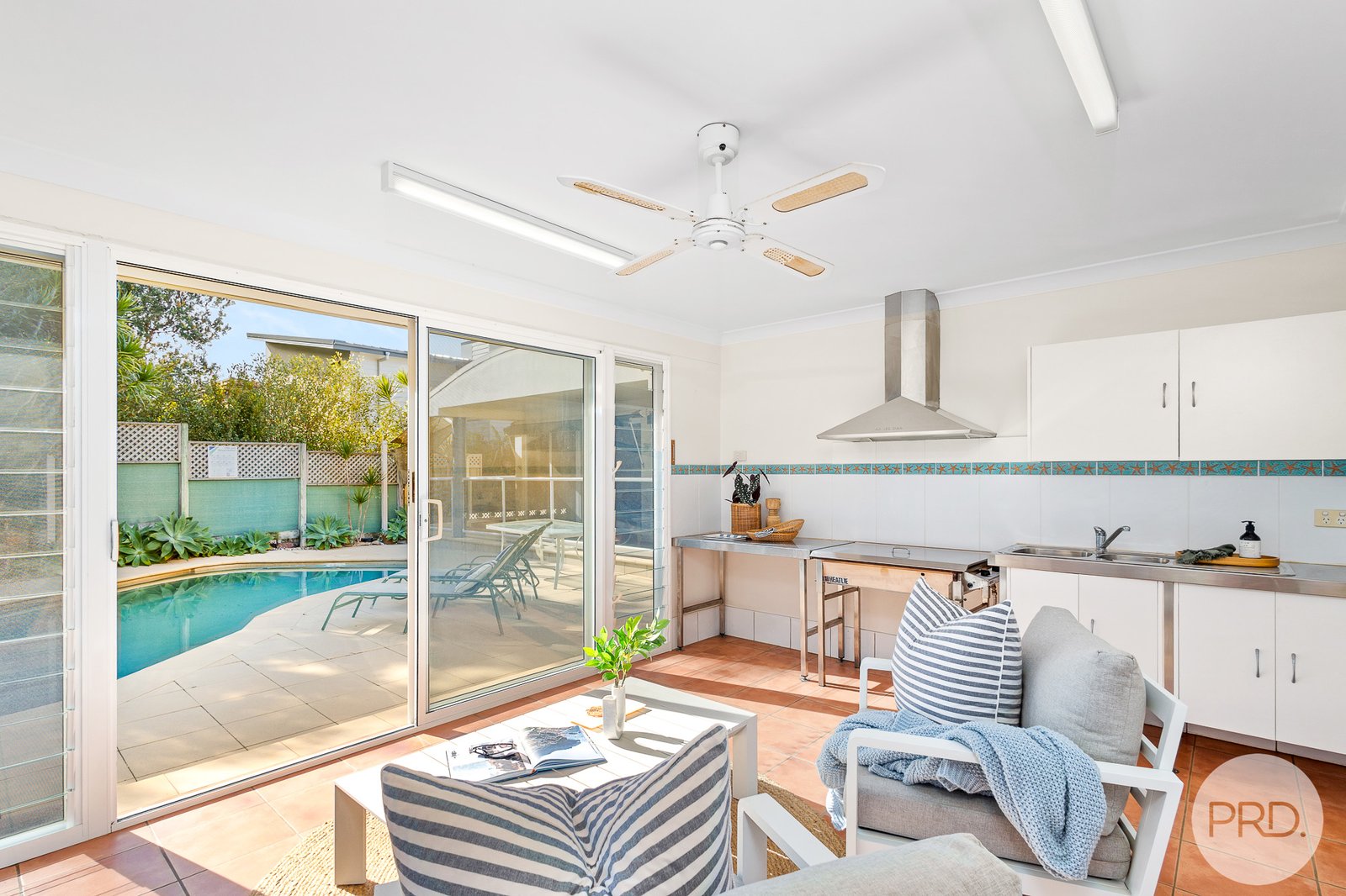 42 Lentara Street FINGAL BAY 17