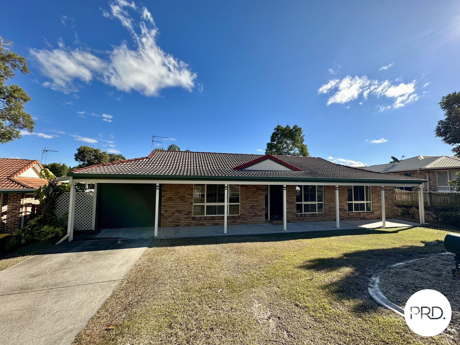 42 LOMANDRA Street BOYNE ISLAND 24