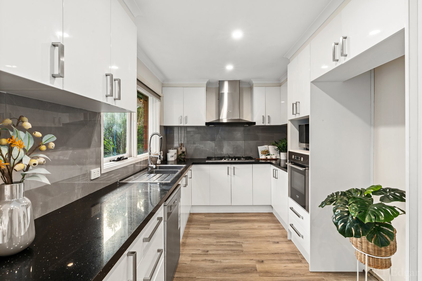 Real Estate and Property in 42 Long Valley Way, Doncaster East, VIC