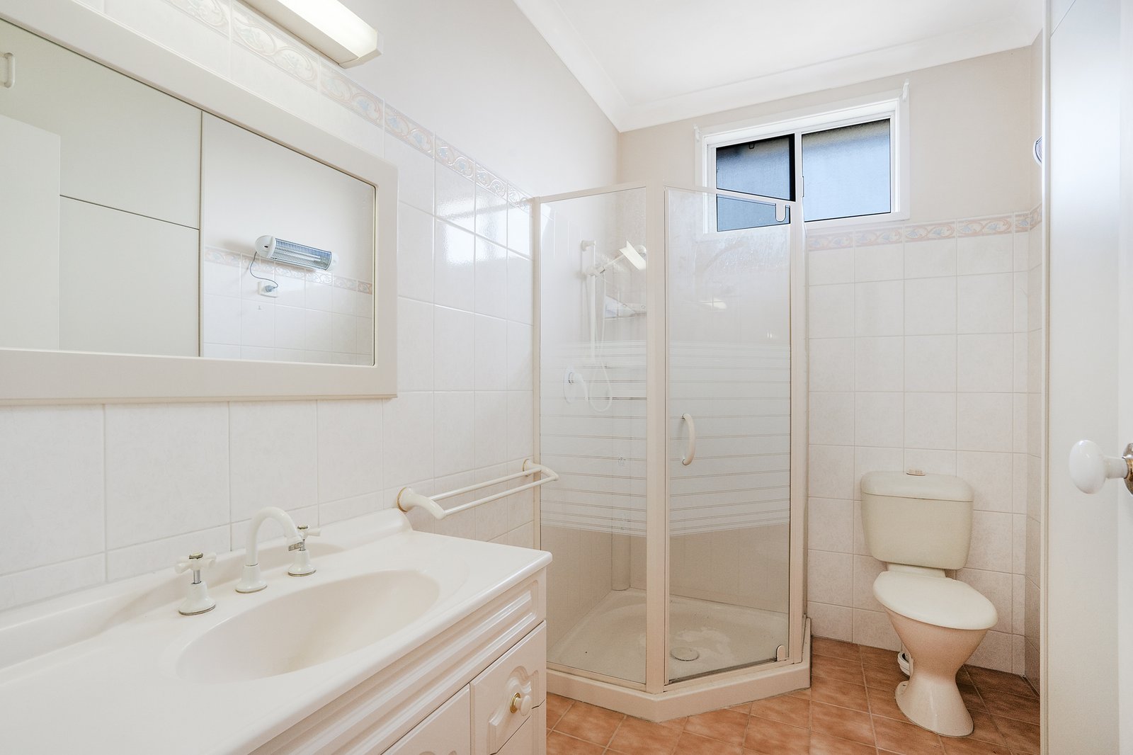 42 Main Road HEDDON GRETA 11