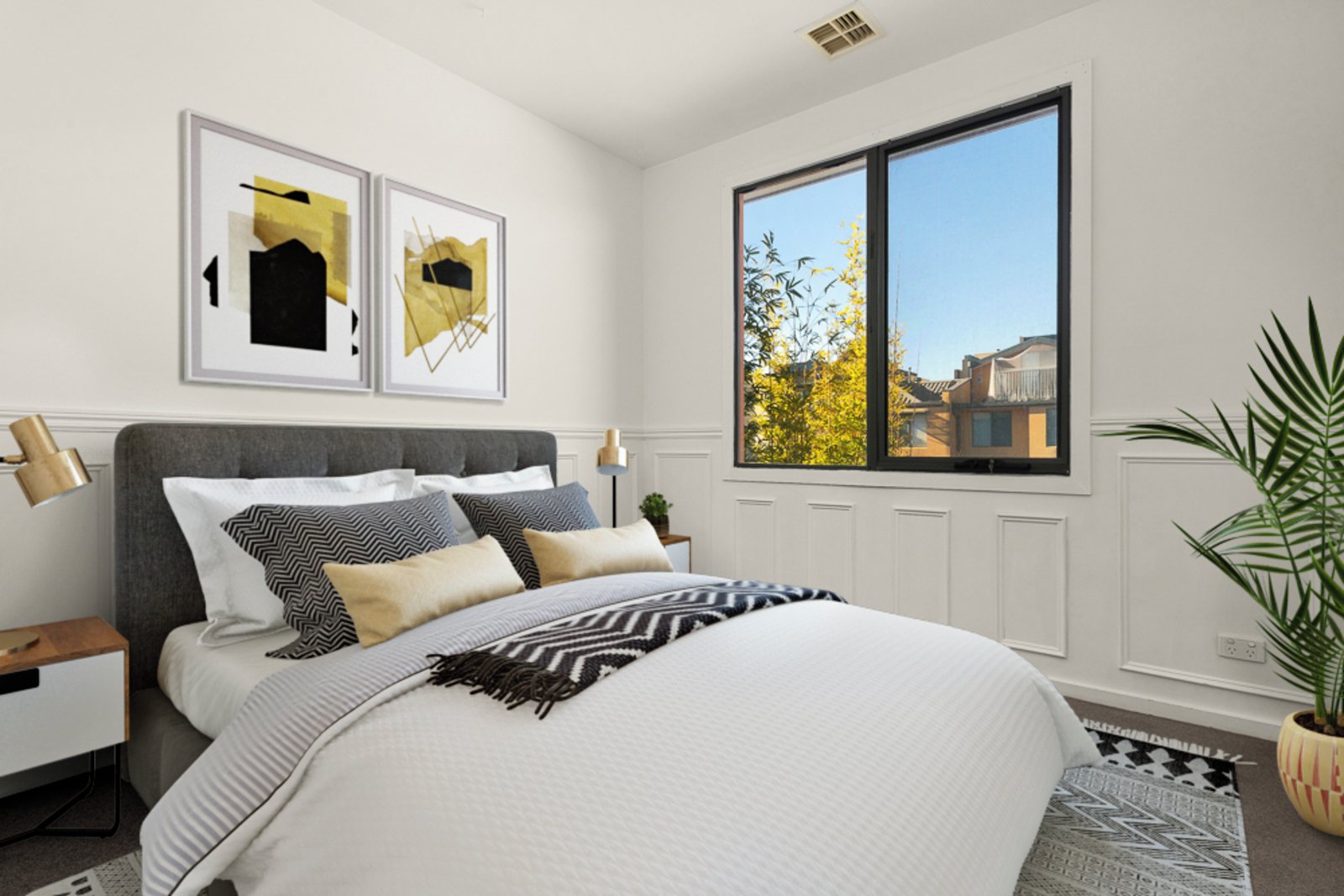 42 Manchester Grove, Glen Huntly, 3163