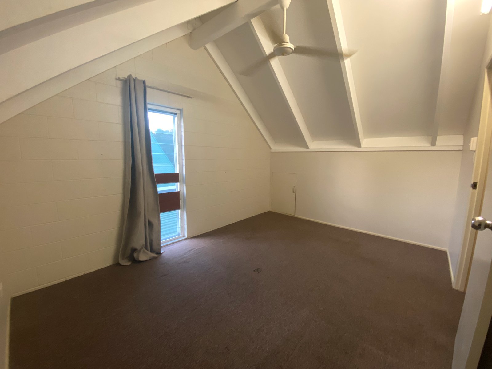 4/2 Mandalay Road MANDALAY 6