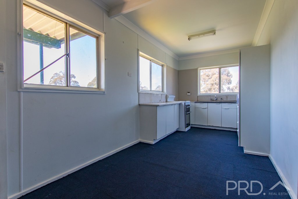 42 Mayday Road BATLOW 5