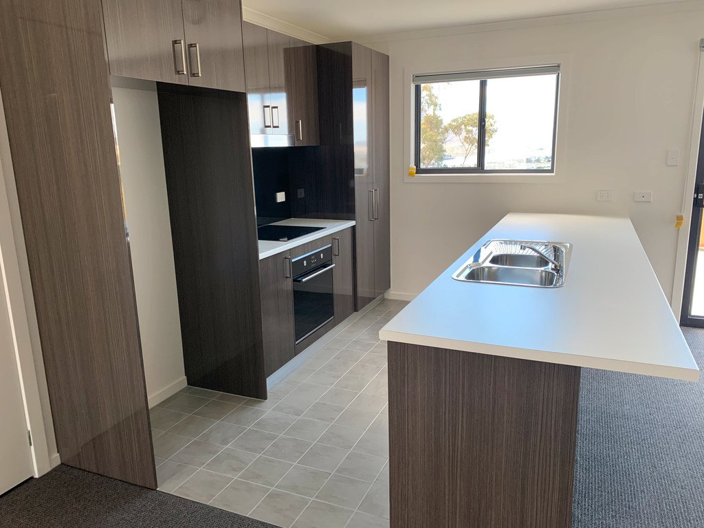 42 McGill Rise CLAREMONT 4