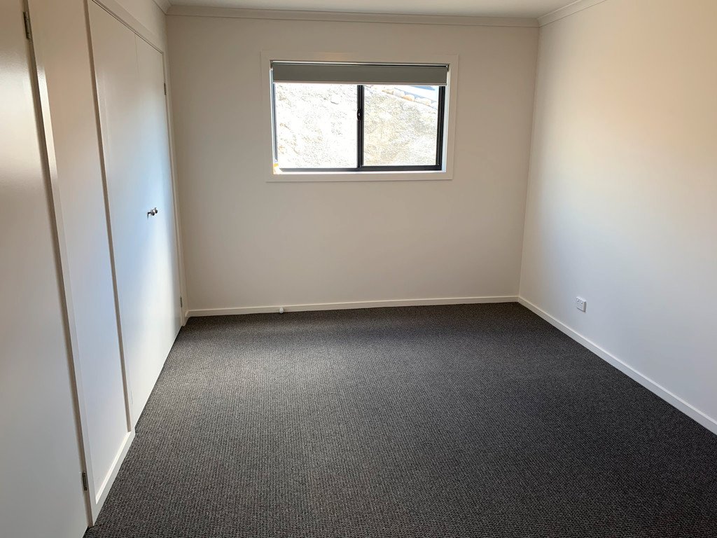 42 McGill Rise CLAREMONT 12