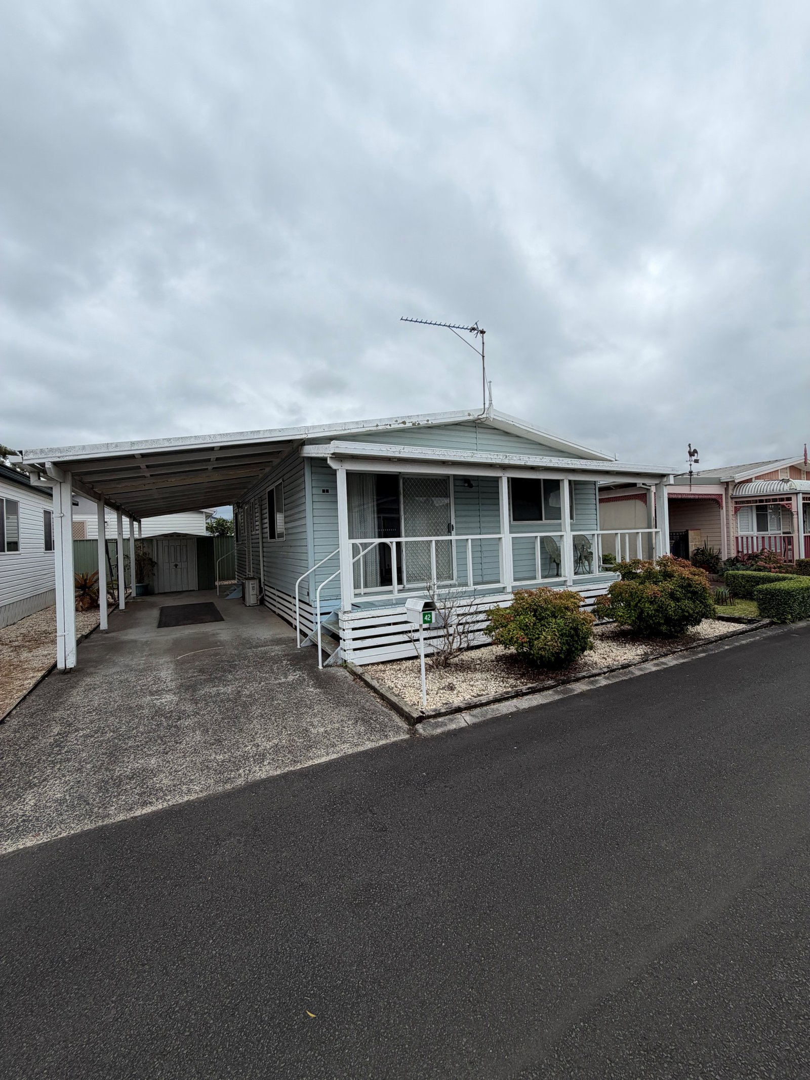 42 Melaleuca Cres  KANAHOOKA 1