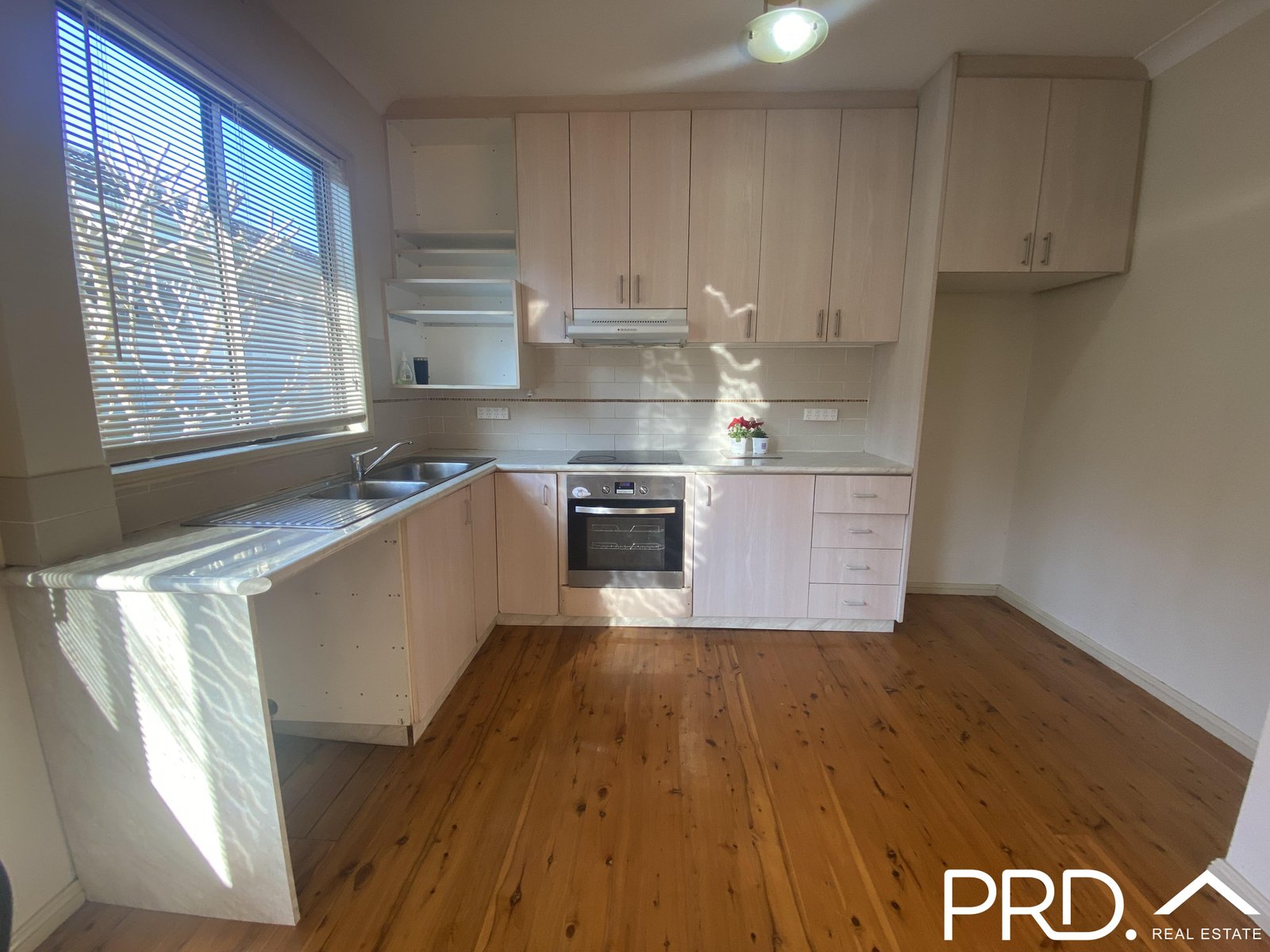 42 Milford Avenue PANANIA 5