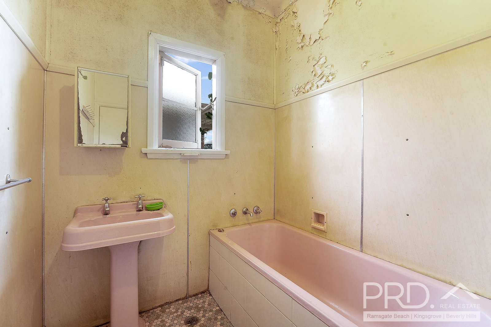 42 Military Road MERRYLANDS 8