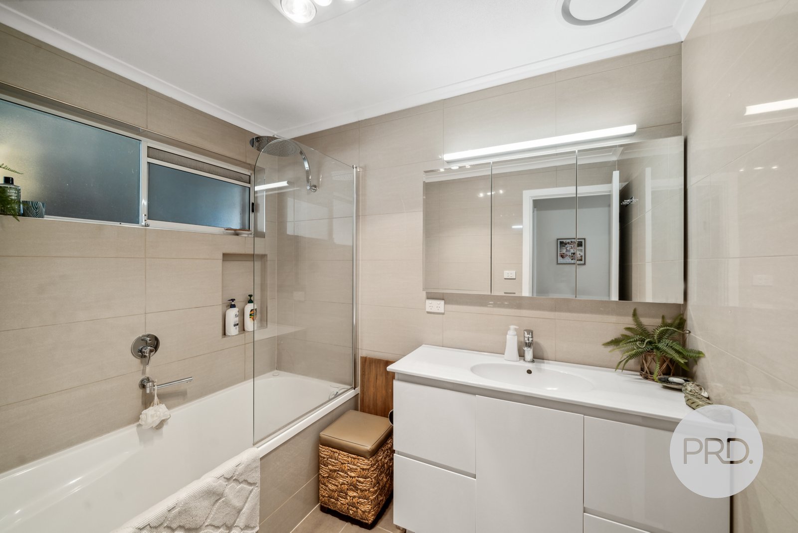 42 Missouri Avenue TOLLAND 8