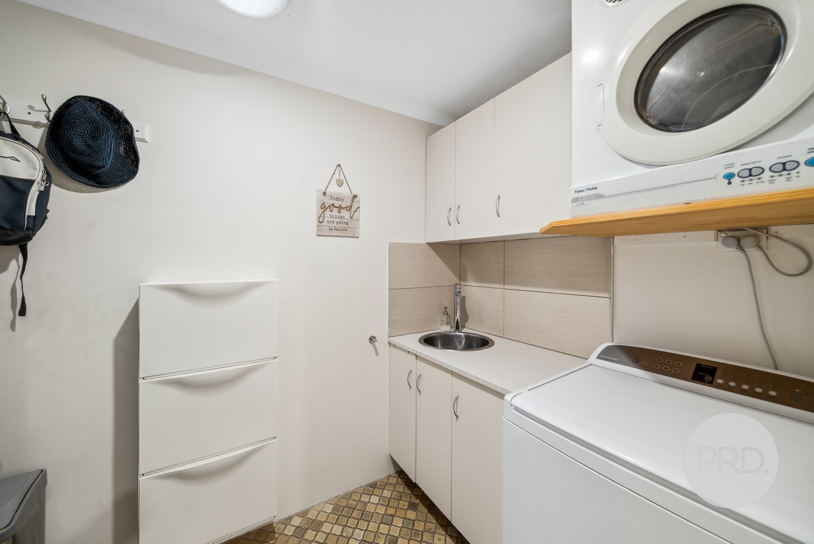 42 Missouri Avenue TOLLAND 12