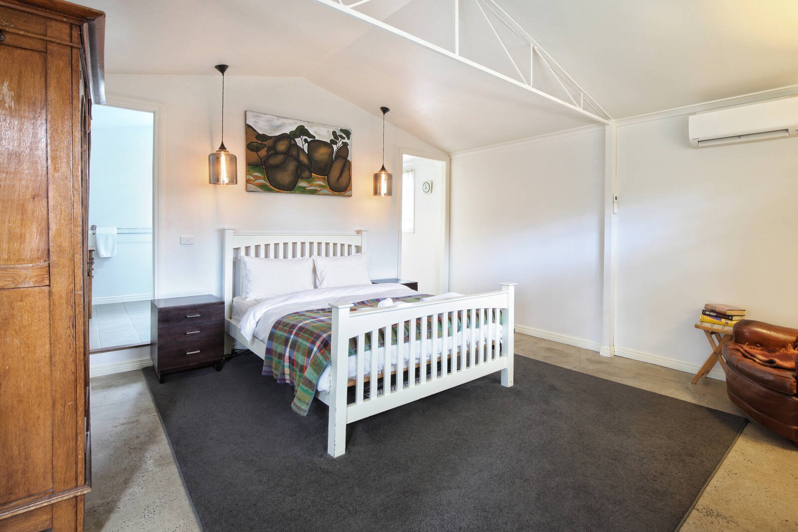 Real Estate and Property in 42 Mitchell Street, Kyneton, VIC