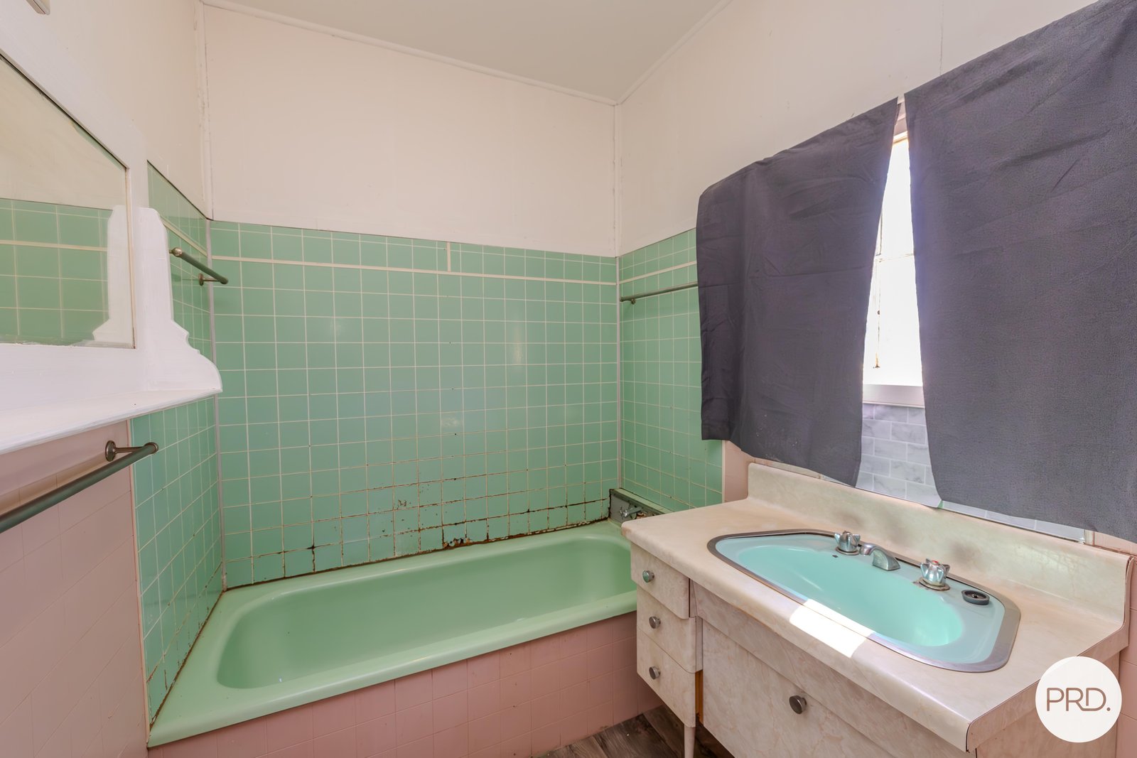 42 Monash Avenue UNDERBOOL 13