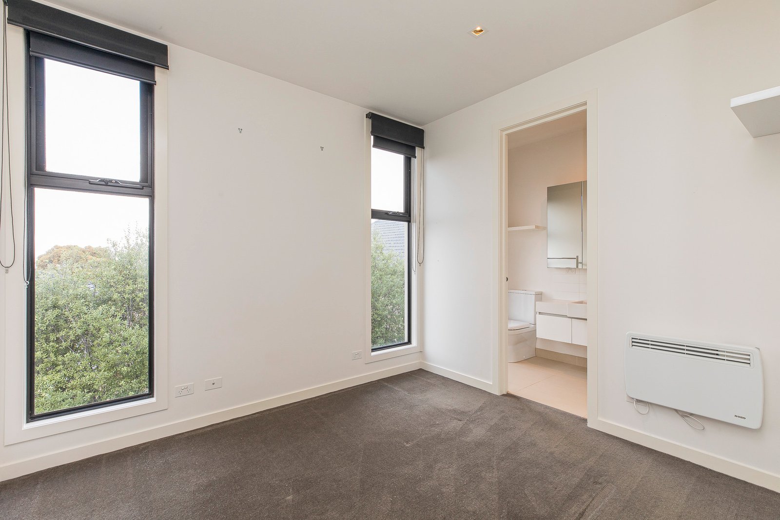 Real Estate and Property in 42 Oak Terrace, Wheelers Hill, VIC