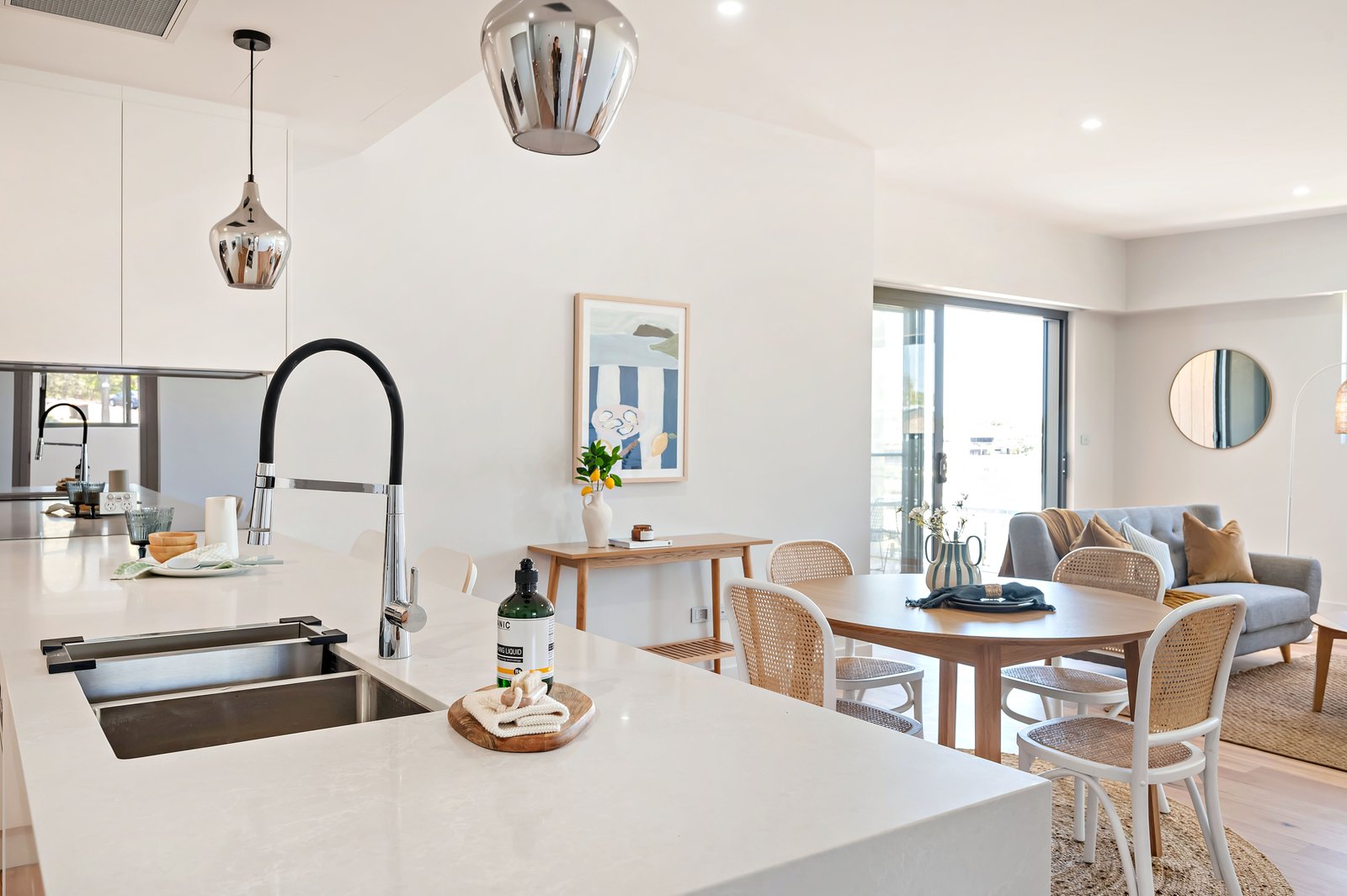 4/2 Ocean Parade BOAT HARBOUR 5