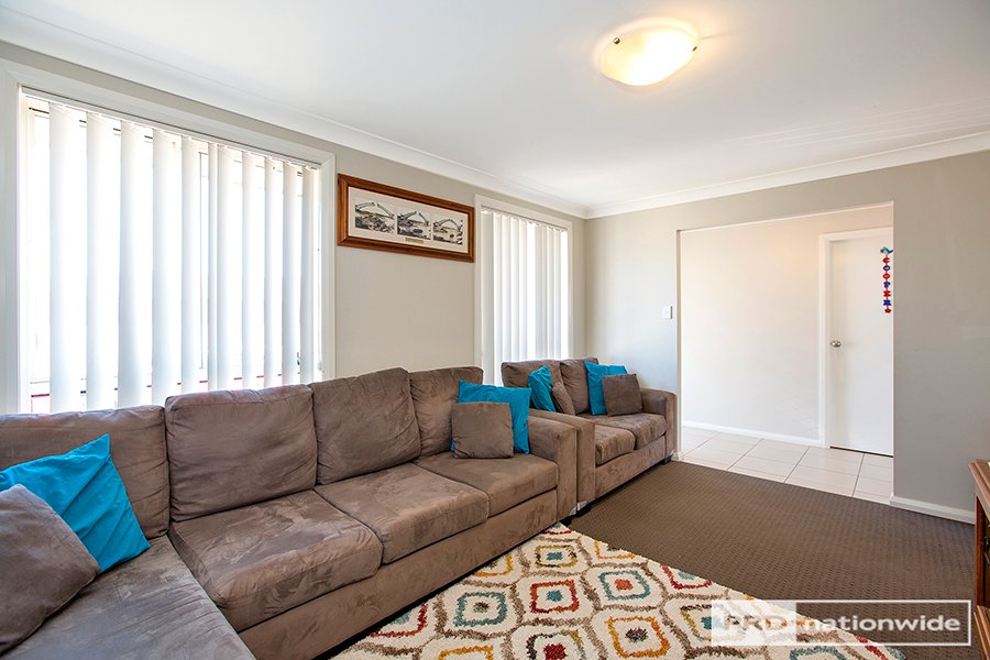 42 Orley Drive TAMWORTH 2