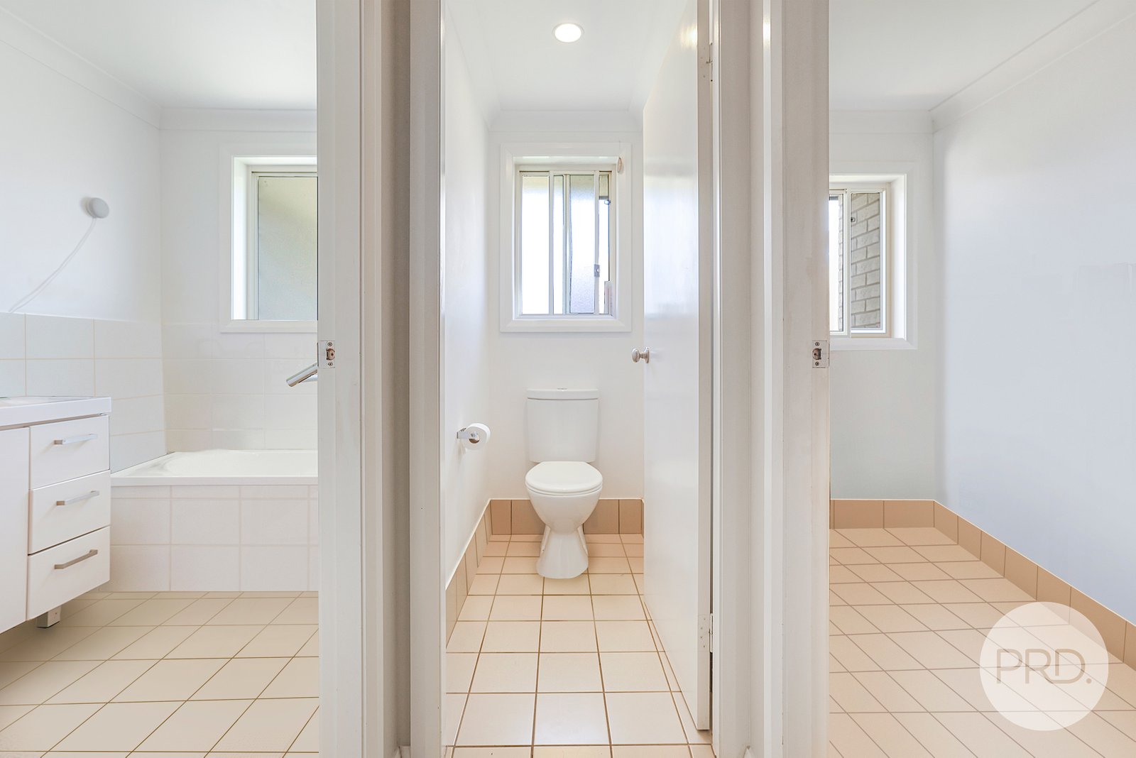 42 Orley Drive TAMWORTH 12