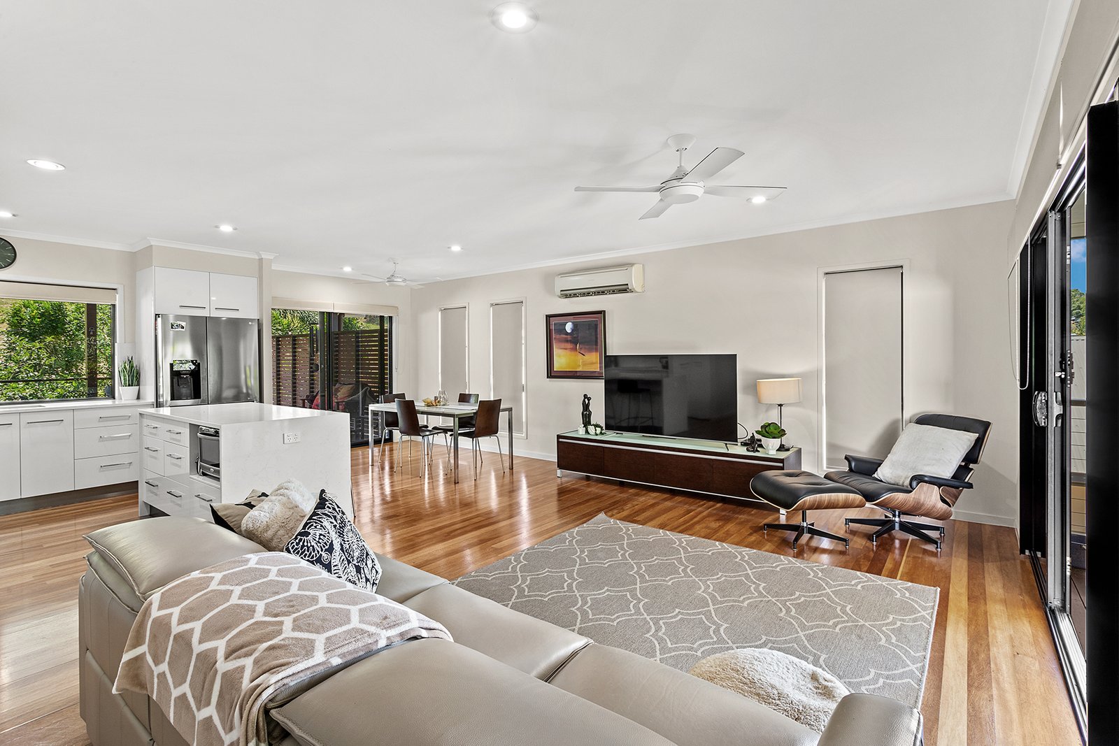 42 Parker Road CANNONVALE 4