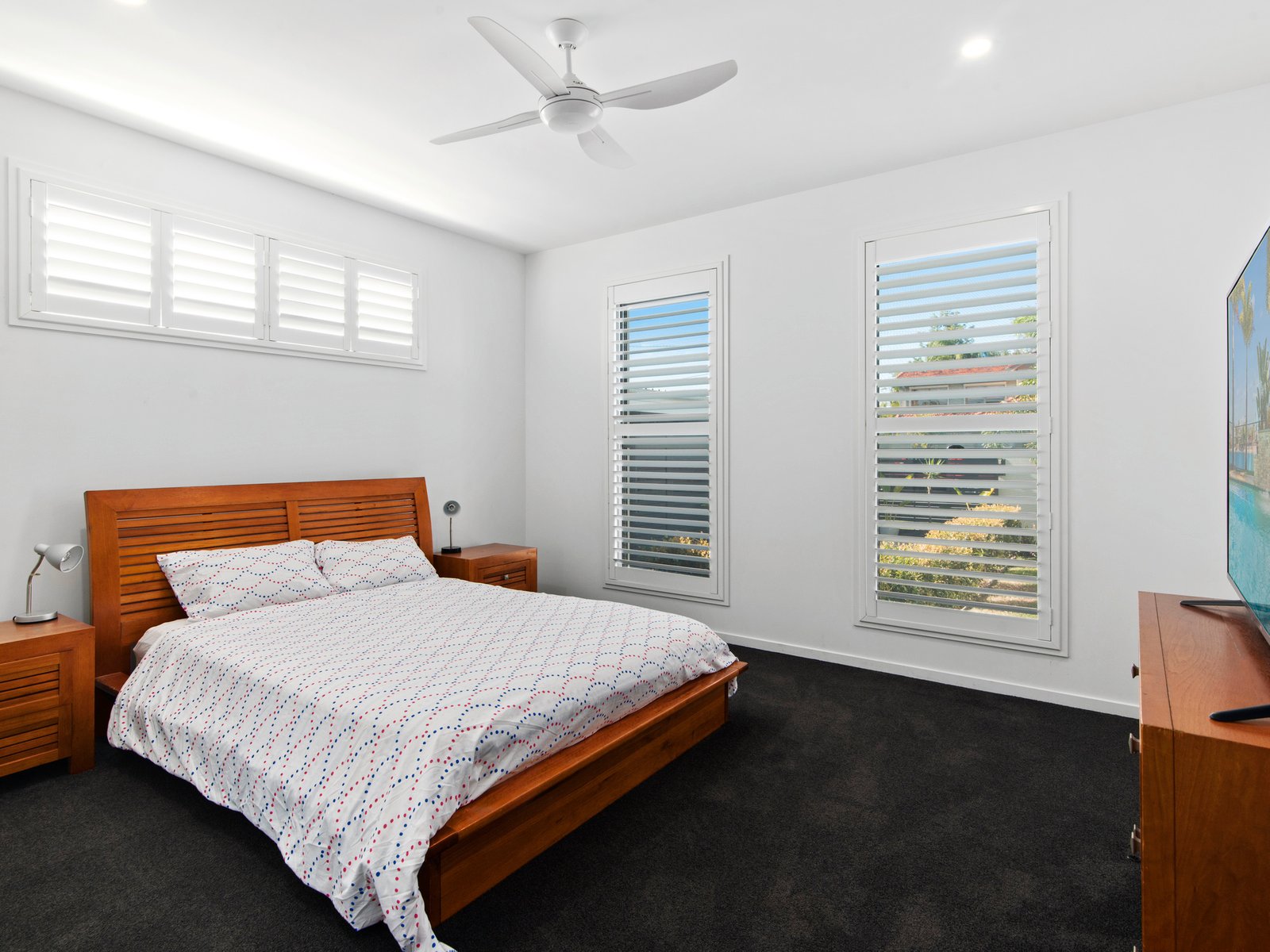 42 Parnki Parade PALM BEACH 17