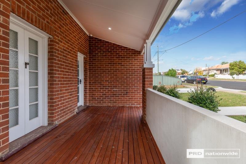 42 Phillip Street TAMWORTH 9