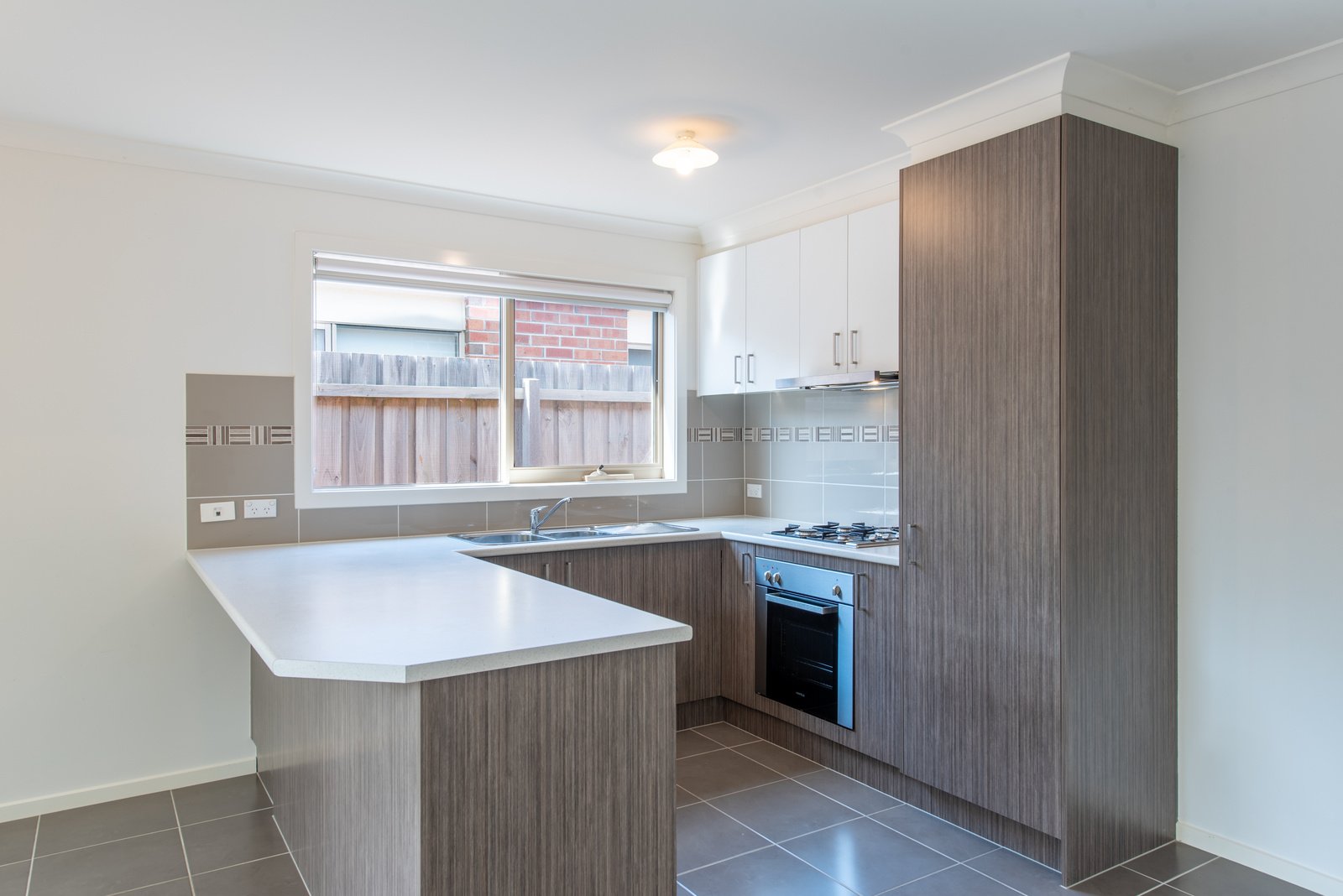Gallery: 4/2 Portsmouth Road