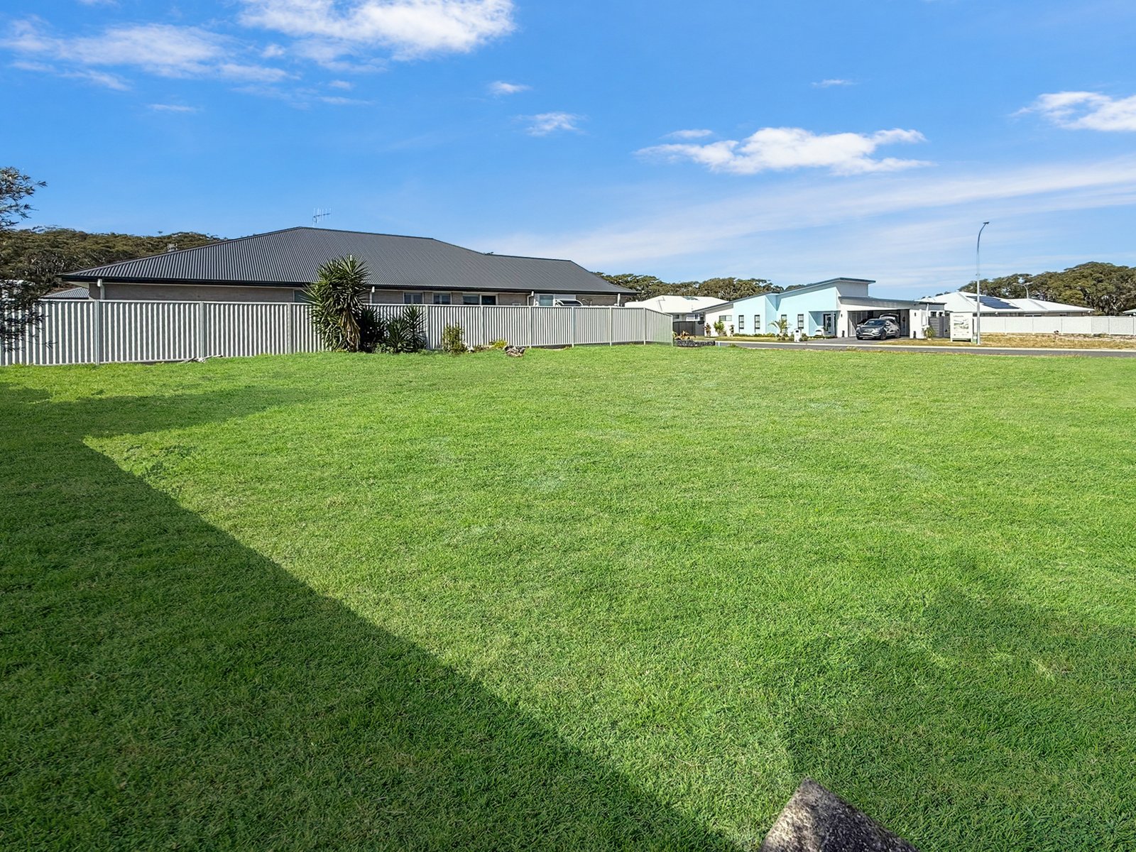  42 Prince of Wales Drive DUNBOGAN 1