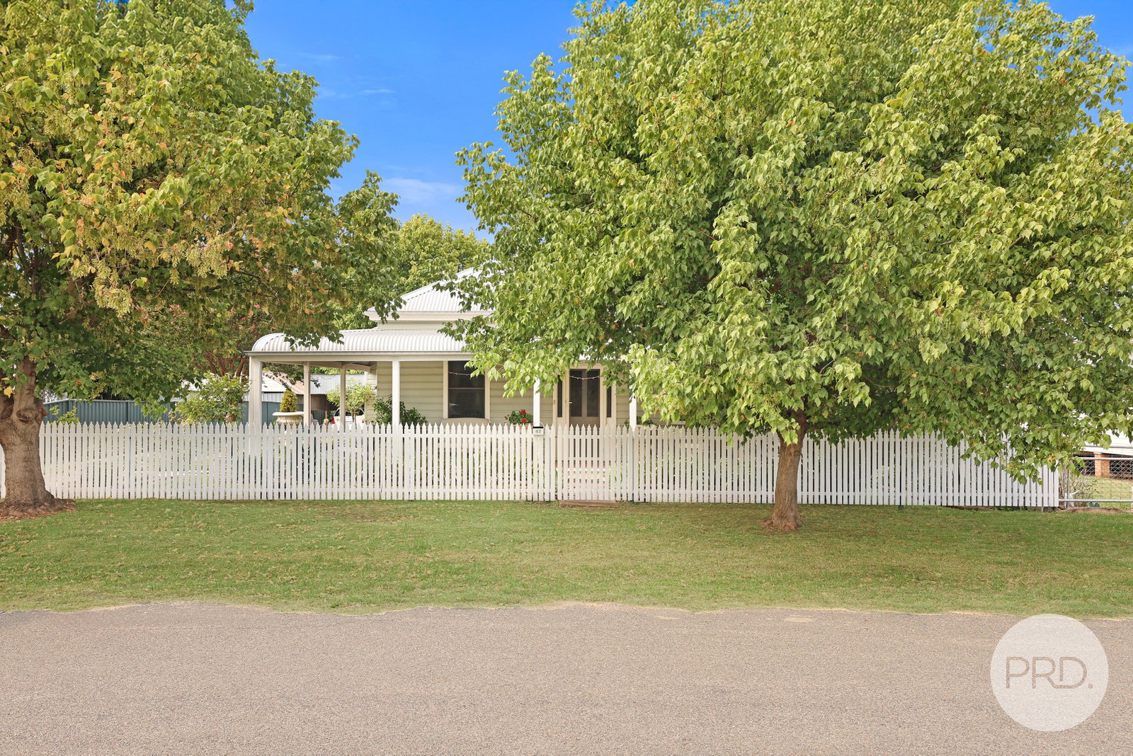 42 Pryor Street QUIRINDI 23
