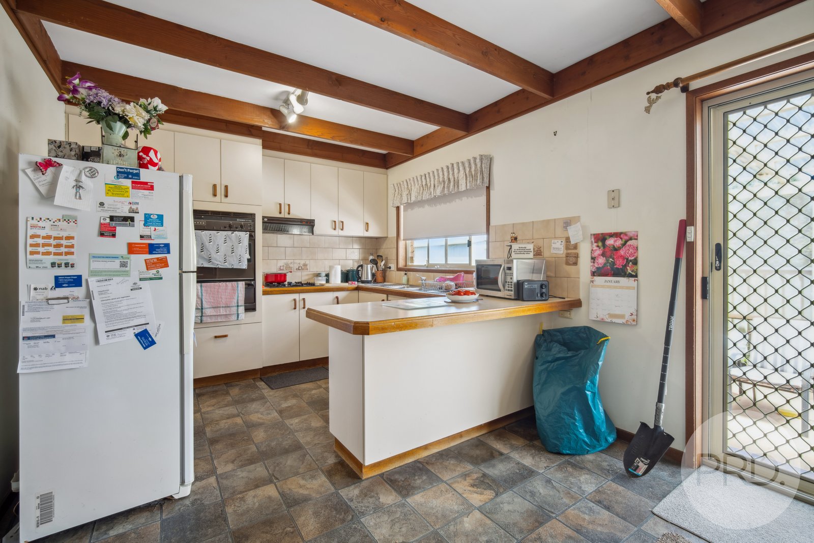 42 Pugsley Avenue ESTELLA 6