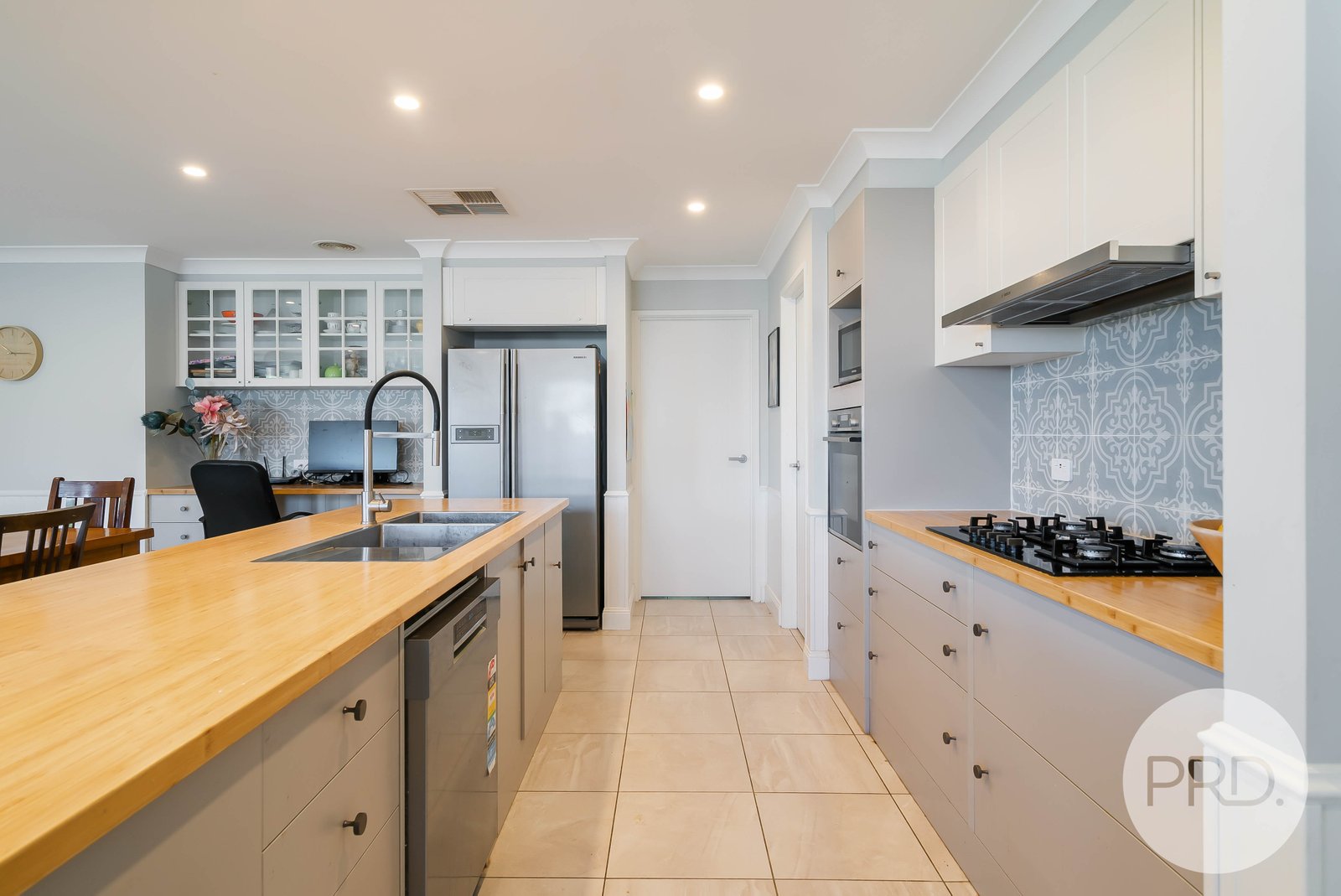 42 Rainbow Drive ESTELLA 2