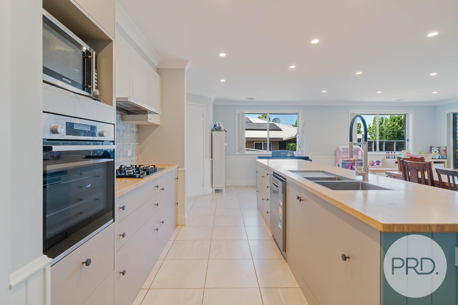 42 Rainbow Drive ESTELLA 6