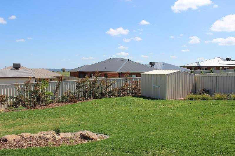 42 Rainbow Drive ESTELLA 8