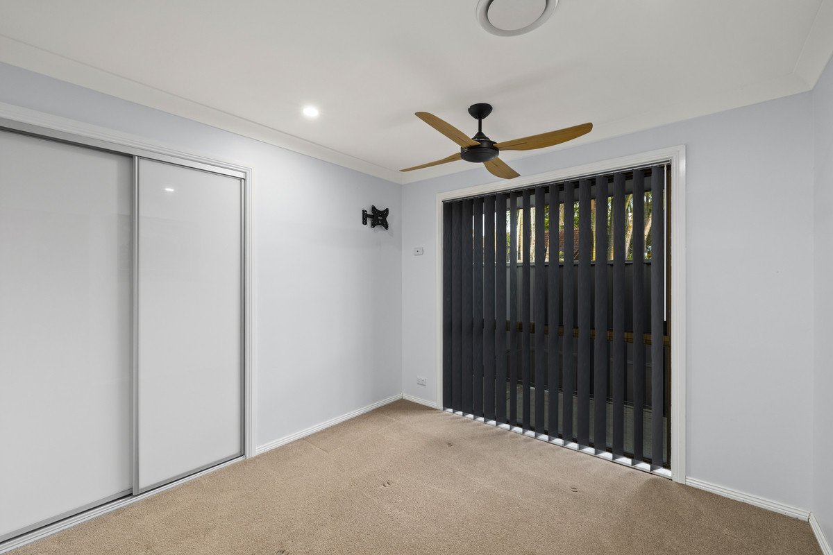 42 Razorbill Drive Burleigh Waters 9