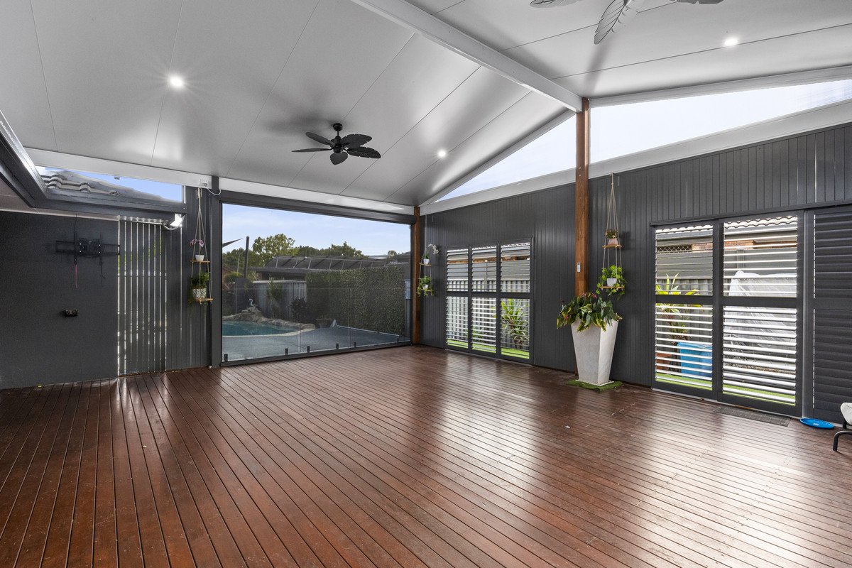 42 Razorbill Drive Burleigh Waters 13