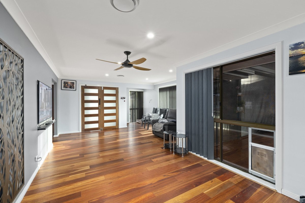 42 Razorbill Drive Burleigh Waters 6