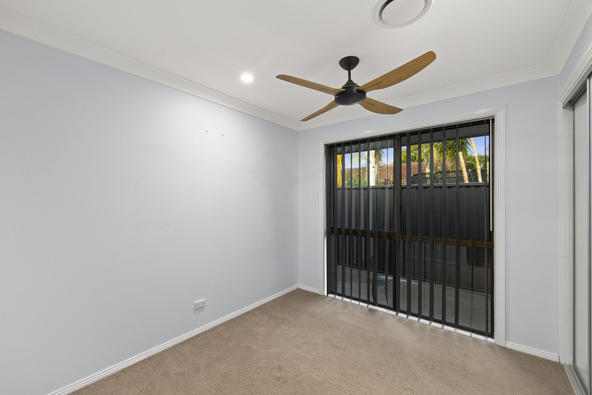 42 Razorbill Drive Burleigh Waters 11