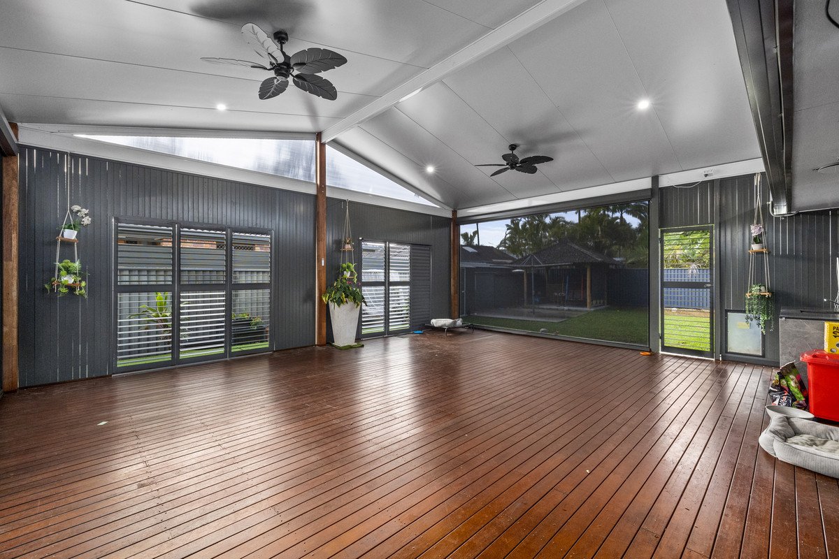 42 Razorbill Drive Burleigh Waters 12