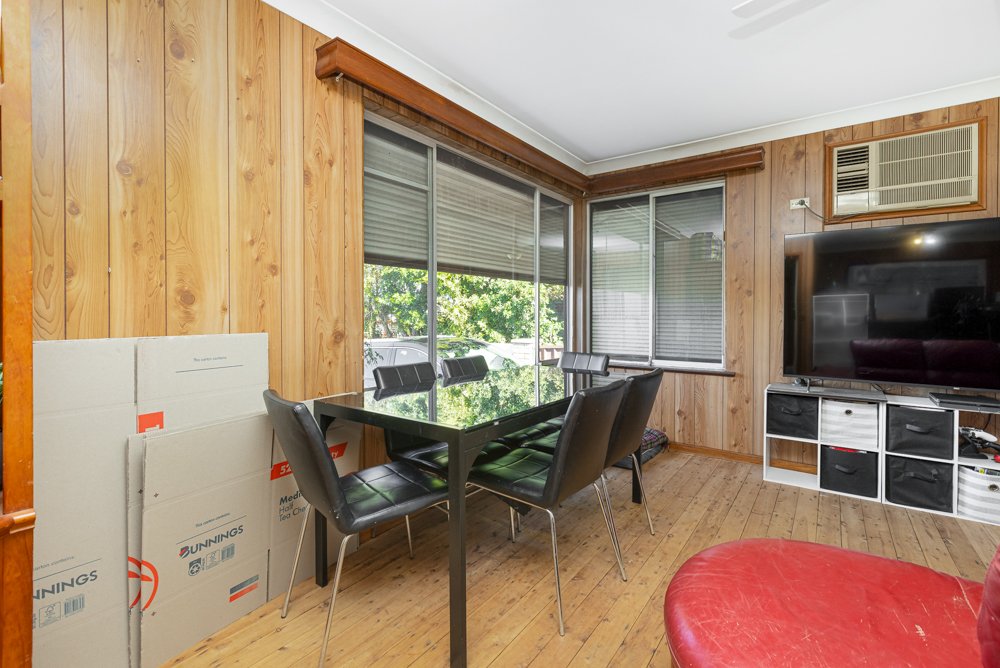 42 Redbill Drive WOODBERRY 9