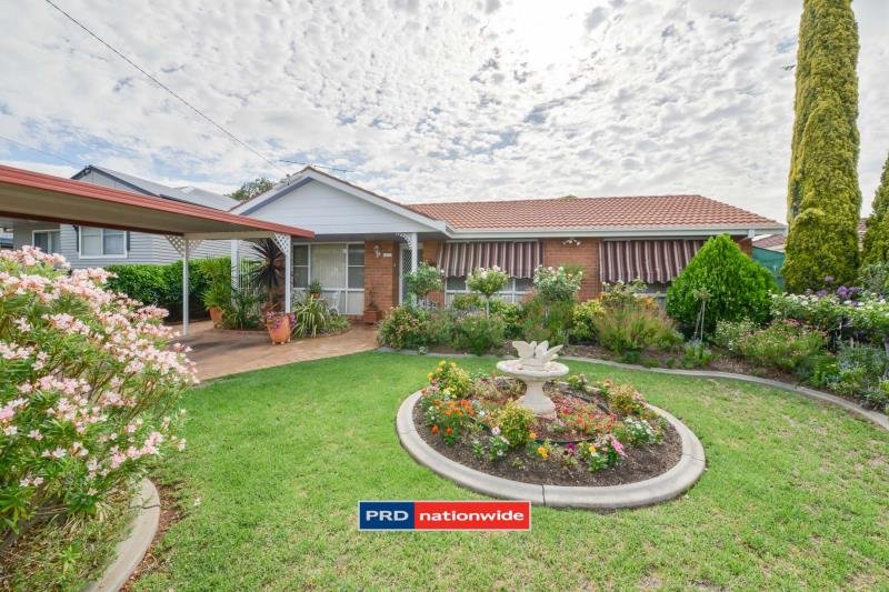 42 Ridge Street TAMWORTH 1