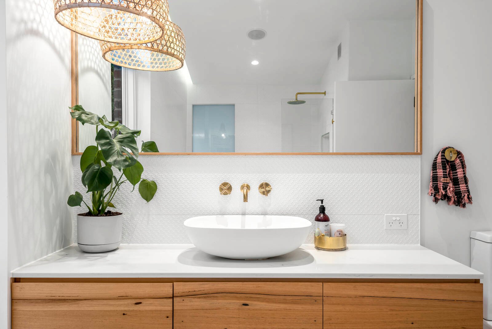 Real Estate and Property in 42 Riviera Crescent, Ocean Grove, VIC