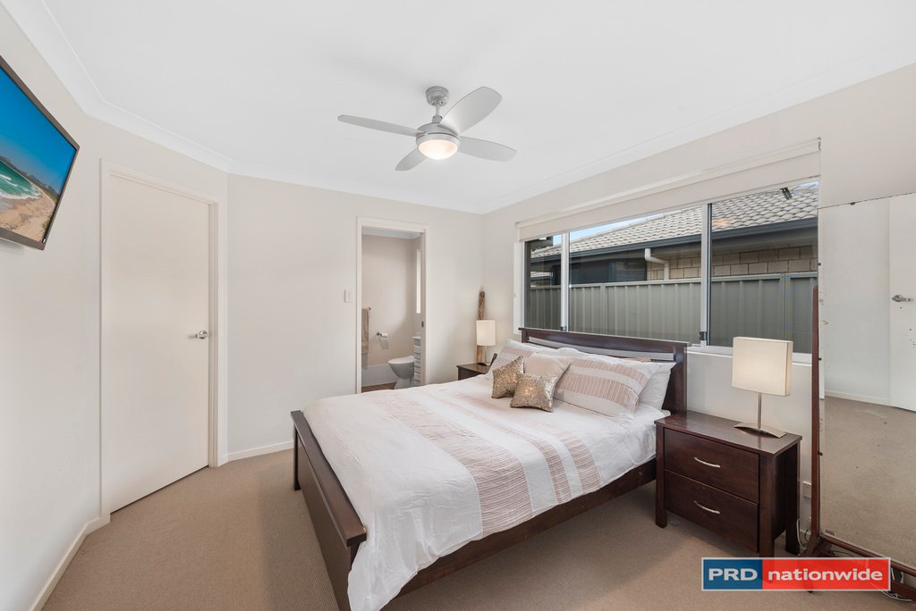 42 Saltwater Crescent CORINDI BEACH 7