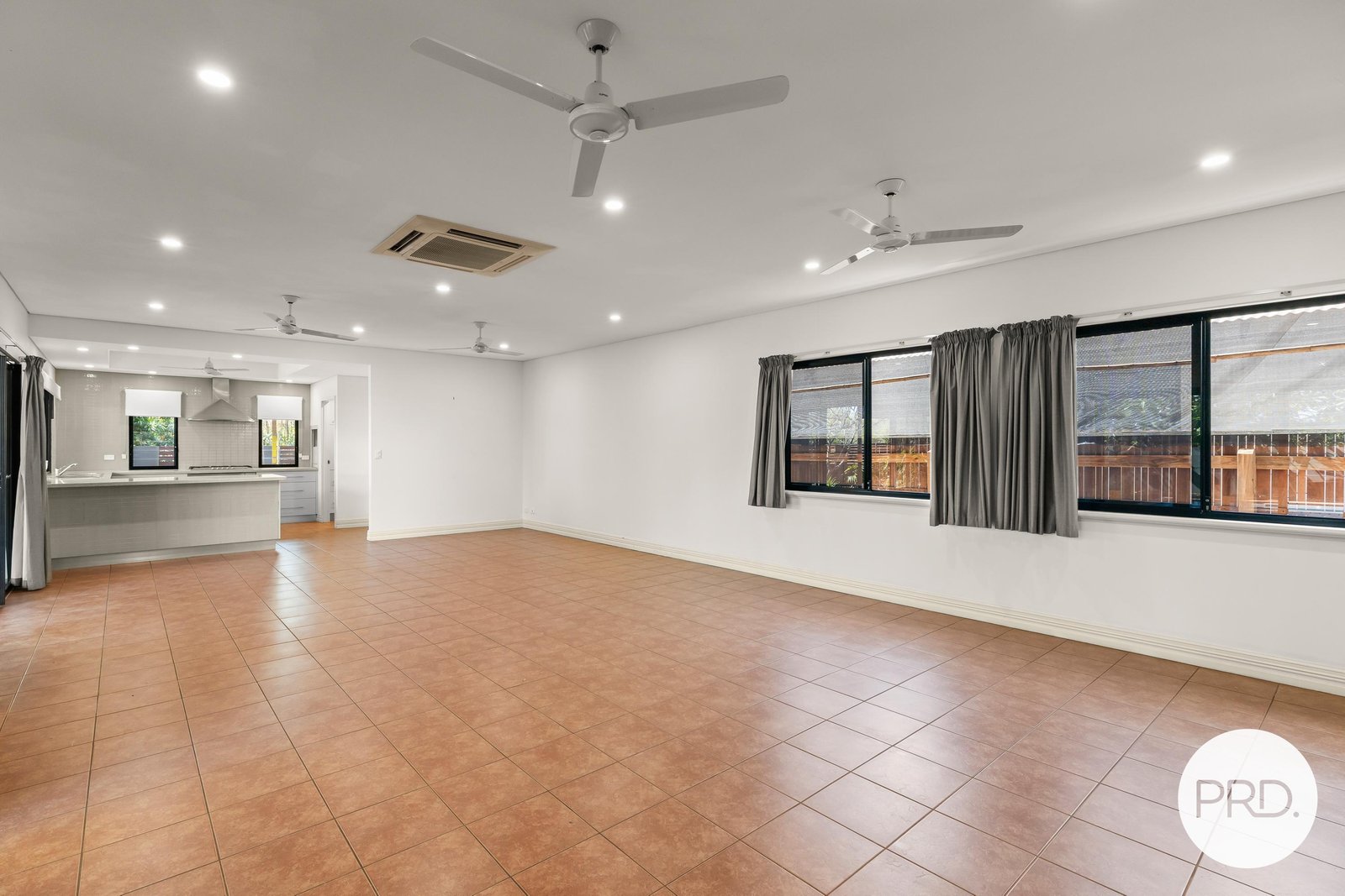 42 Sanctuary Road CABLE BEACH 25