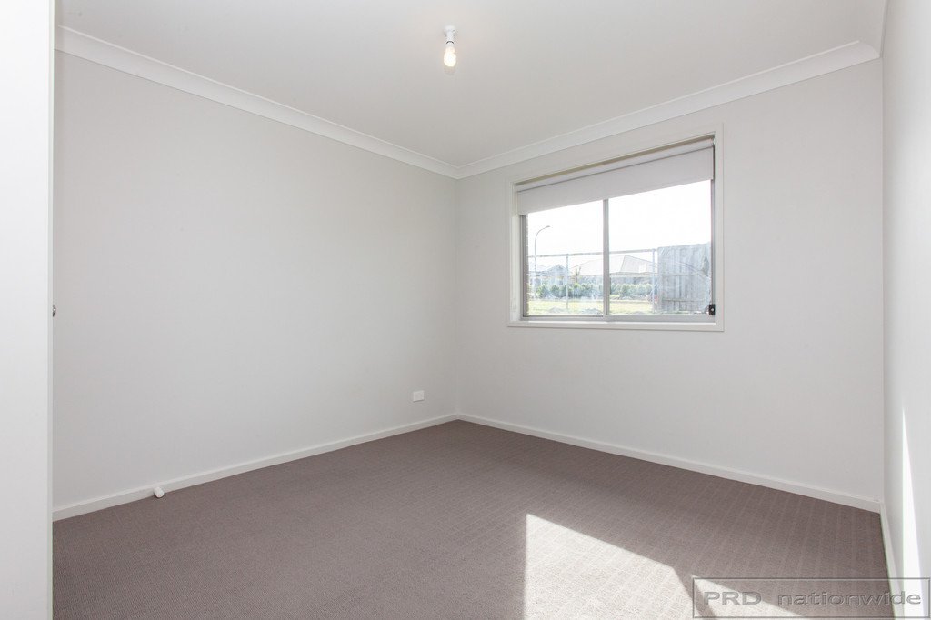 42 Sandpiper Circuit ABERGLASSLYN 11